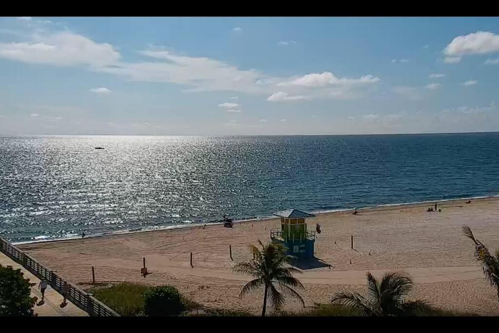 Across The Ocean Few Steps To Beach Contemporary Three Bedroom Townhouse Pompano Beach Buitenkant foto