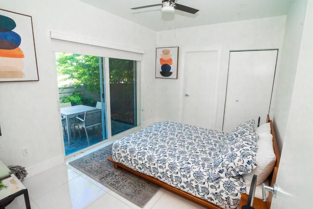Across The Ocean Few Steps To Beach Contemporary Three Bedroom Townhouse Pompano Beach Buitenkant foto