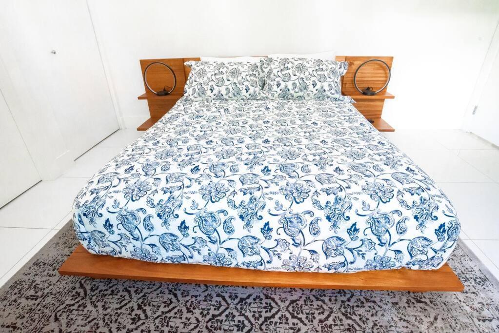 Across The Ocean Few Steps To Beach Contemporary Three Bedroom Townhouse Pompano Beach Buitenkant foto