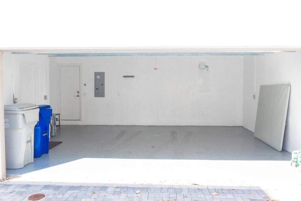 Across The Ocean Few Steps To Beach Contemporary Three Bedroom Townhouse Pompano Beach Buitenkant foto