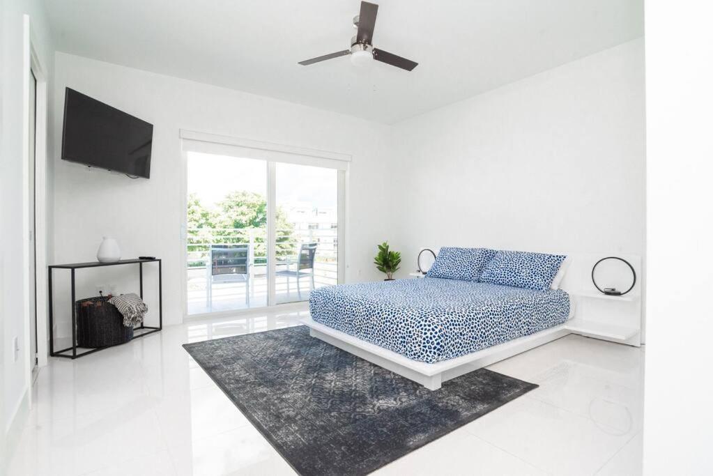 Across The Ocean Few Steps To Beach Contemporary Three Bedroom Townhouse Pompano Beach Buitenkant foto