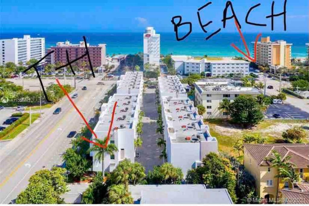 Across The Ocean Few Steps To Beach Contemporary Three Bedroom Townhouse Pompano Beach Buitenkant foto